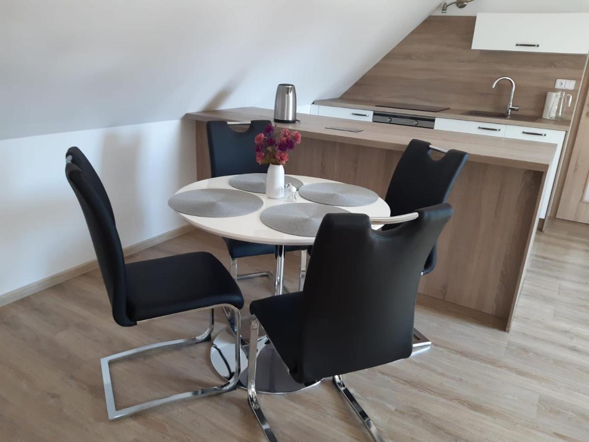 Martinuv Dvur Apartment Plzen Exterior photo